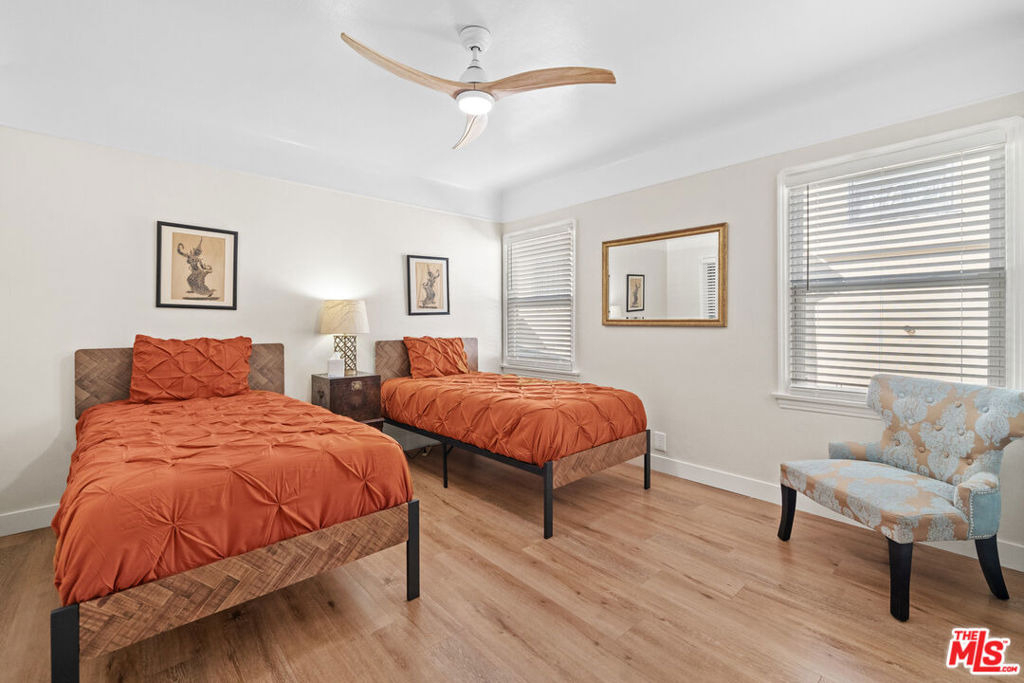 5008 Valley Ridge Avenue - Photo 13