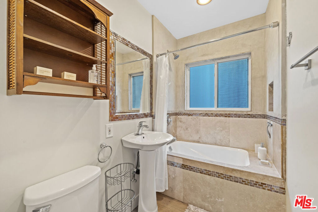 5008 Valley Ridge Avenue - Photo 18