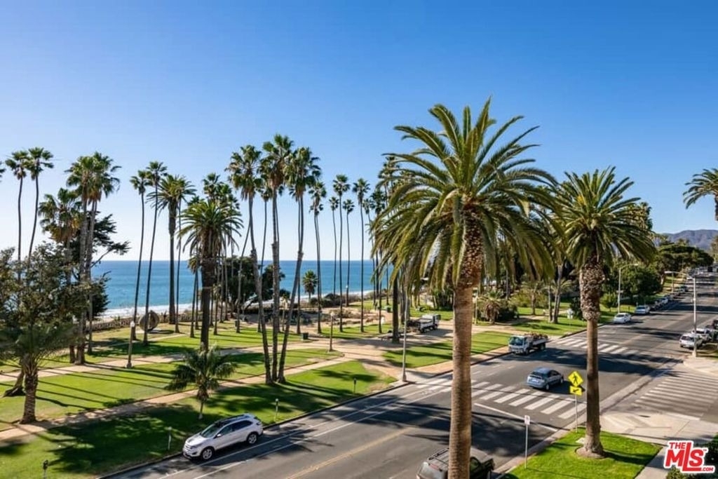 701 Ocean Avenue - Photo 5