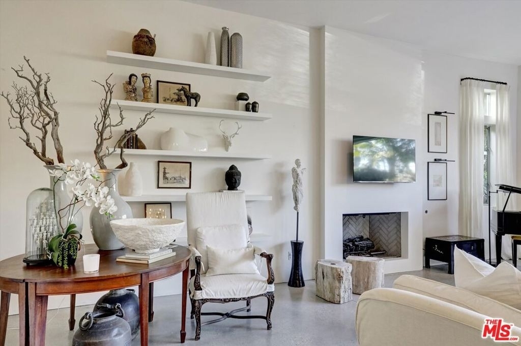 2425 Clement Avenue - Photo 1