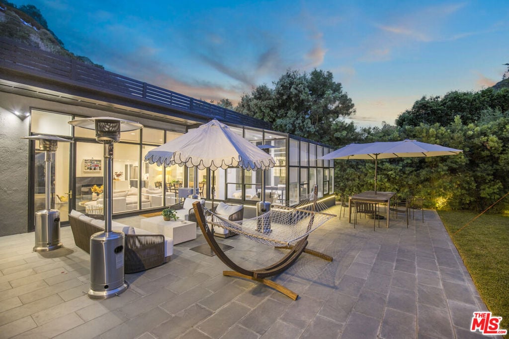 1833 Franklin Canyon Drive - Photo 24