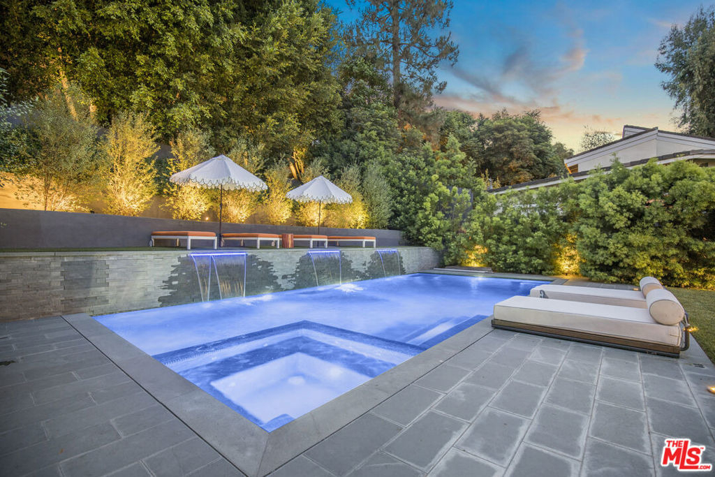 1833 Franklin Canyon Drive - Photo 29