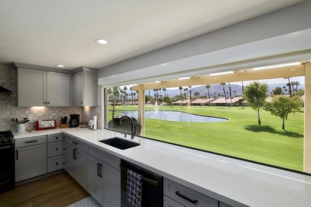 25 Maximo Way - Photo 0