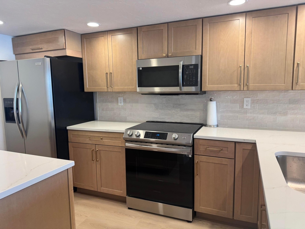 12 Royal Palm Way - Photo 2