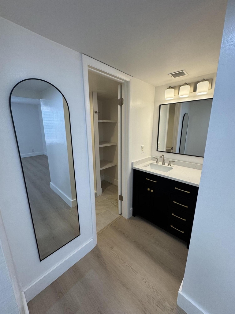 12 Royal Palm Way - Photo 13