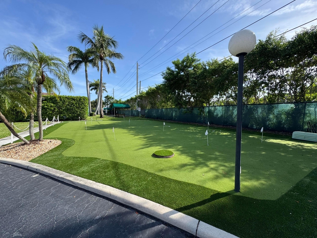 12 Royal Palm Way - Photo 22