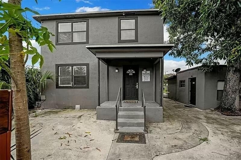 904 4th Street - Photo 1