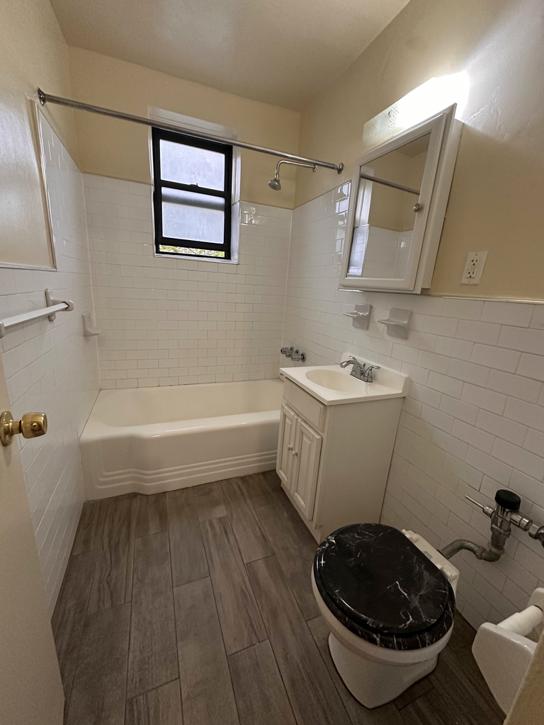 37th Avenue and 74th Street - Photo 3