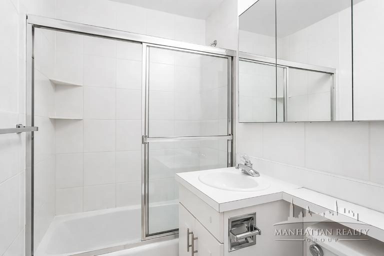 W 52ND ST - Photo 1