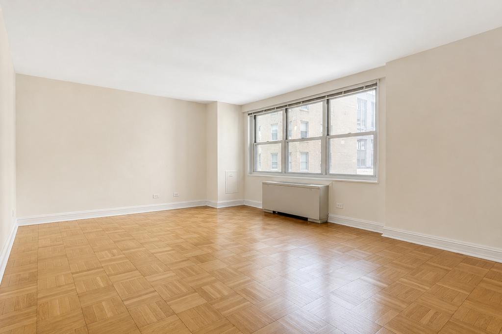 W 52ND ST - Photo 5