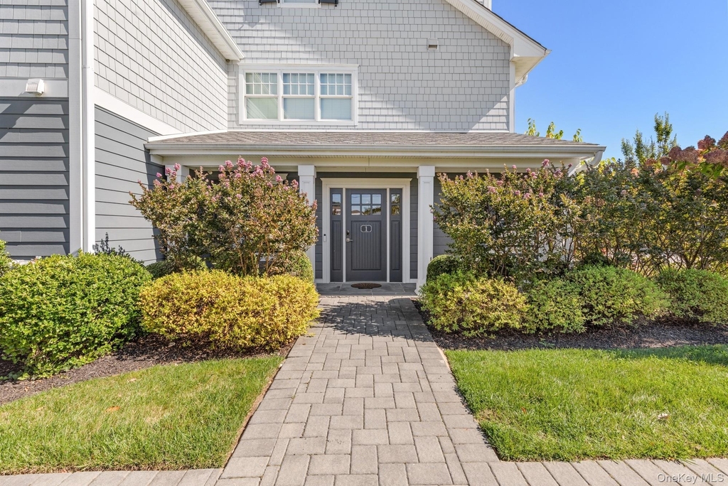 1 Village Green Drive - Photo 0
