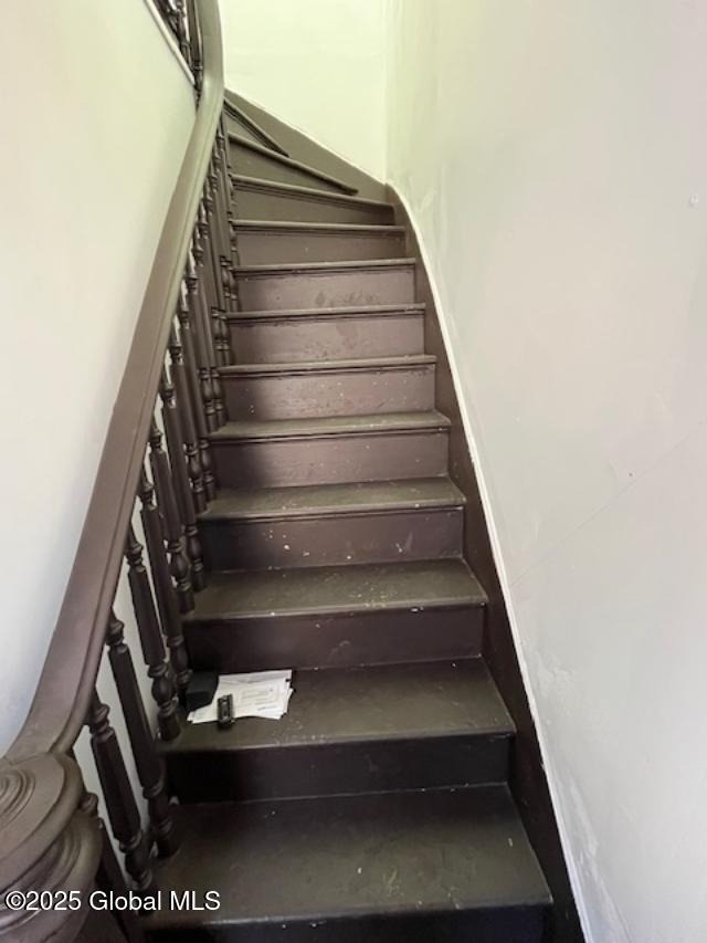 189 Hill Street - Photo 2