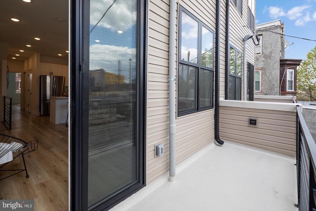 3108 Clifford Street - Photo 7