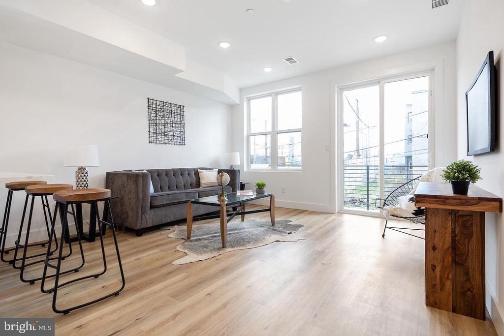 3108 Clifford Street - Photo 5