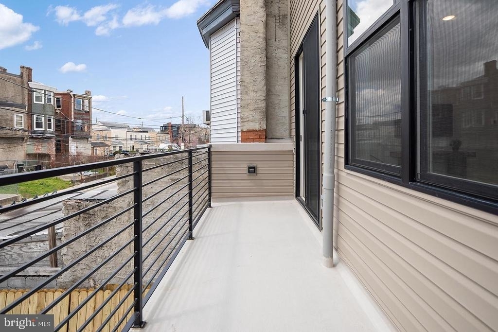 3108 Clifford Street - Photo 8