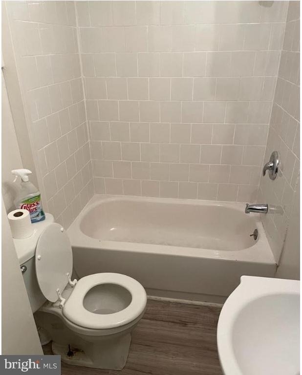 352 N Gross Street - Photo 2