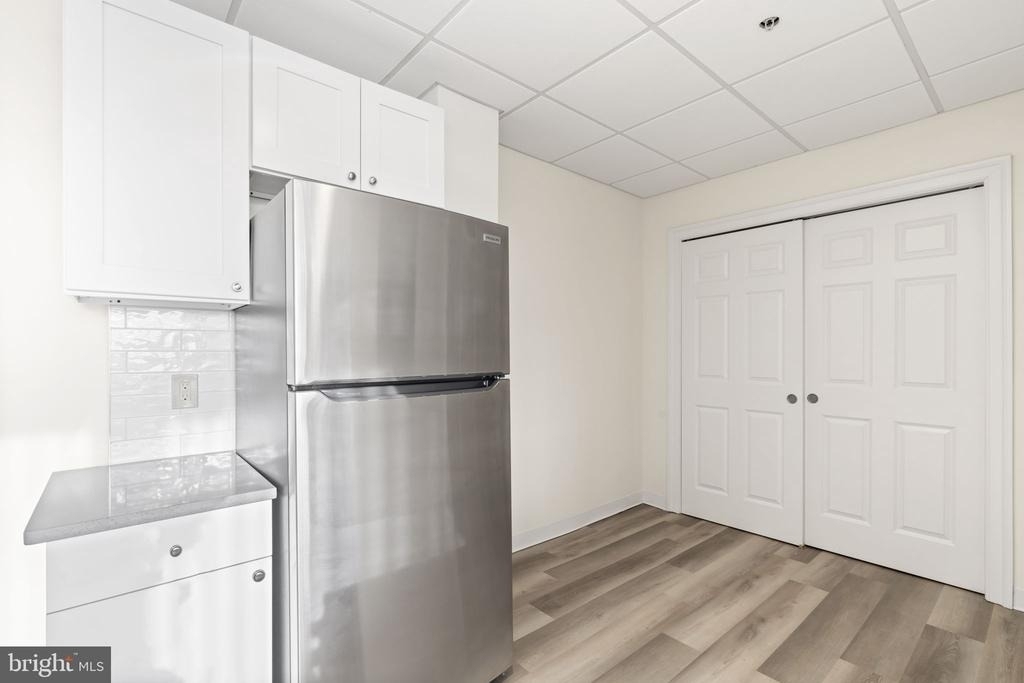 7040 Oxford Avenue - Photo 42
