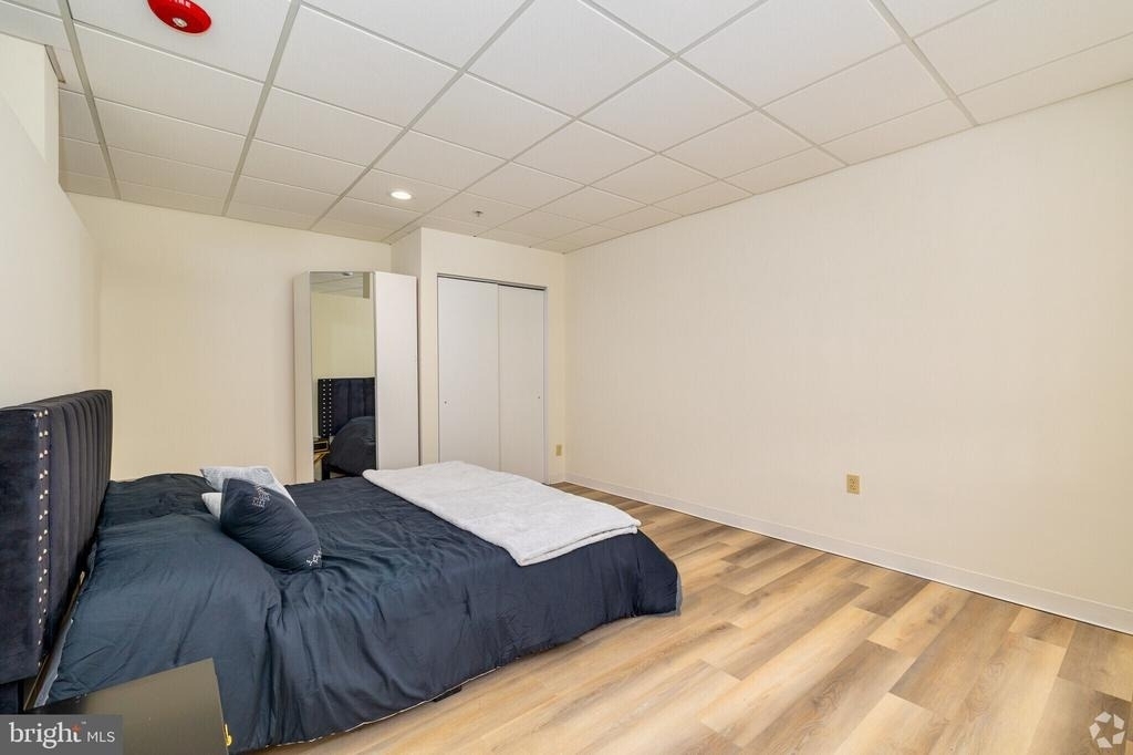 7040 Oxford Avenue - Photo 3
