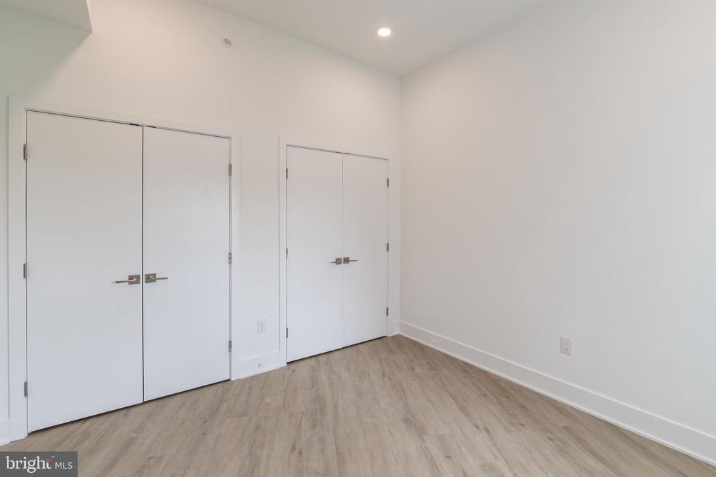 1622 Point Breeze Avenue - Photo 10