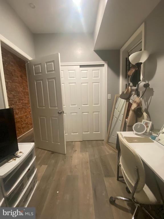 1717 Fontain Street - Photo 2