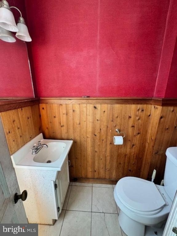 1136 Stirling Street - Photo 5