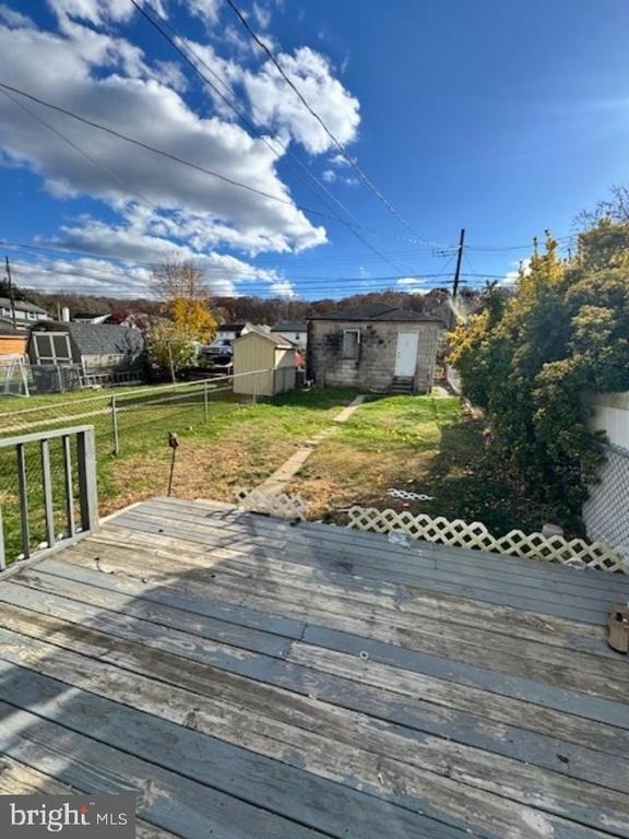 1136 Stirling Street - Photo 11