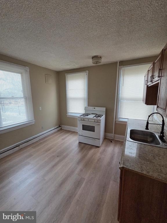 317 E Broad Street - Photo 10