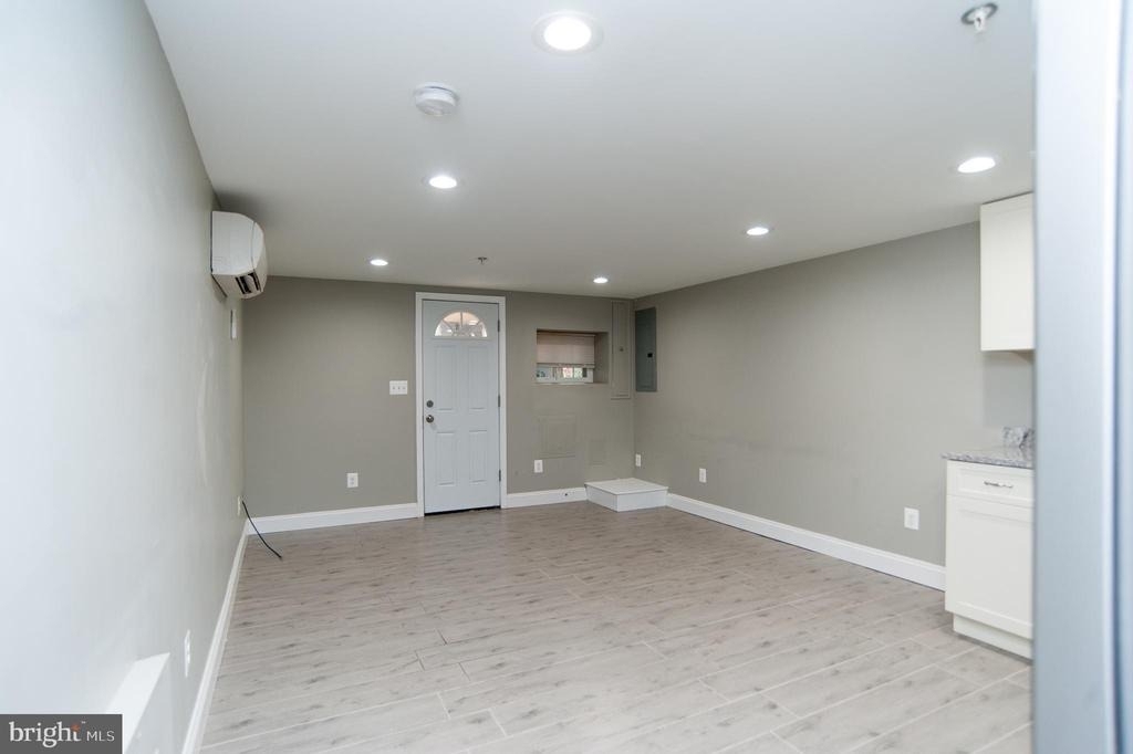2022 4th Street Ne - Photo 6