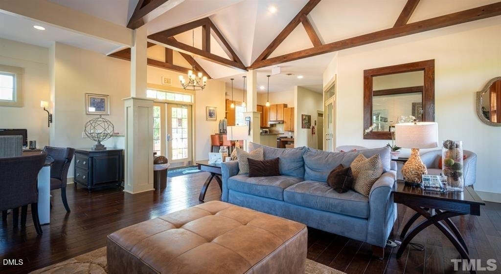 300 Cosgrove Avenue - Photo 4