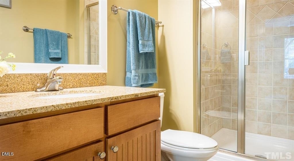 300 Cosgrove Avenue - Photo 40