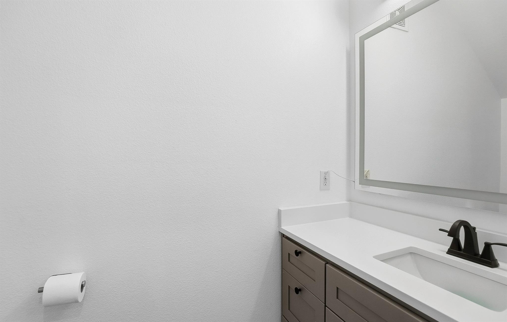 1208 W Oltorf St - Photo 6