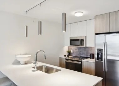 350 N Canal Street - Photo 9