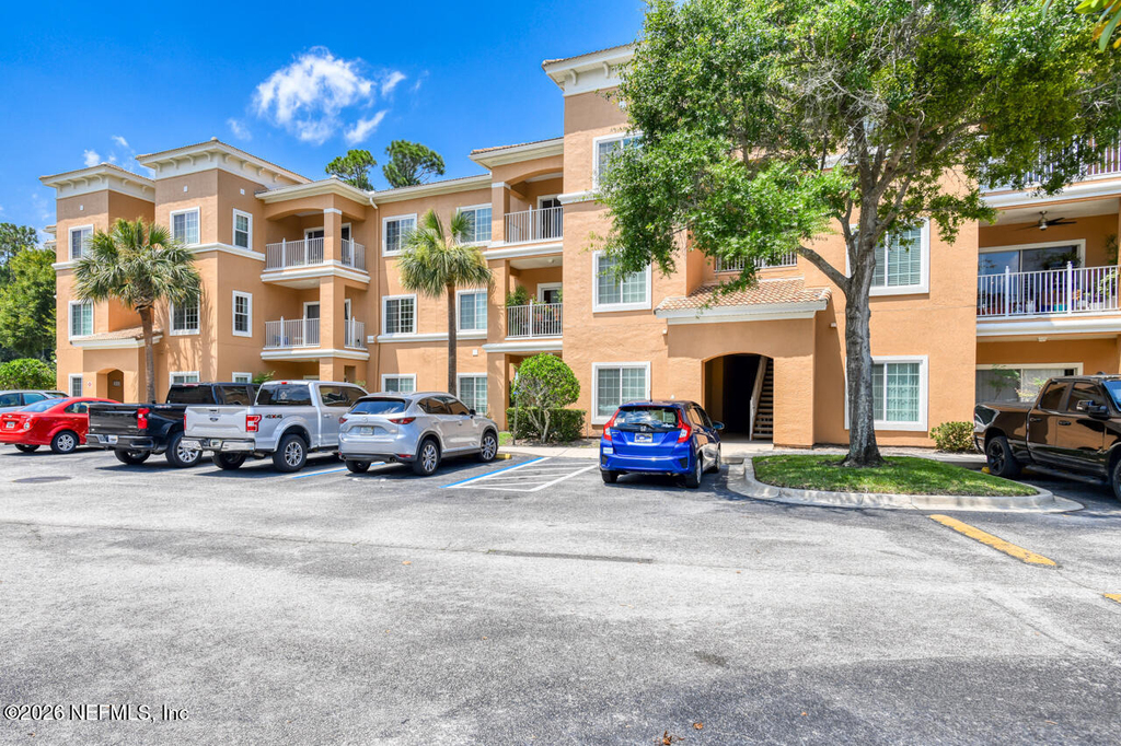 605 Fairway Drive - Photo 1