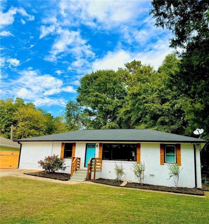 695 Kennesaw Drive Se - Photo 1