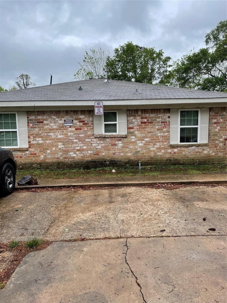 9324 Nyssa Street - Photo 0