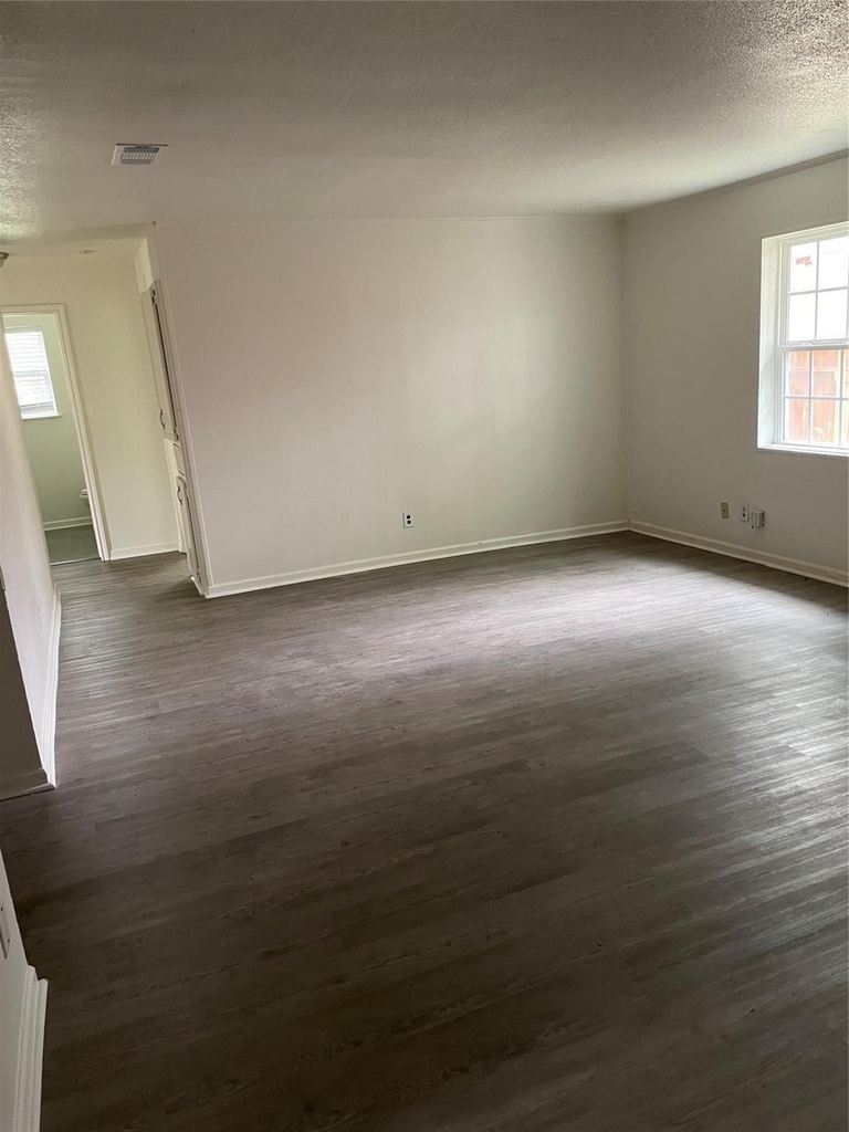 9324 Nyssa Street - Photo 4