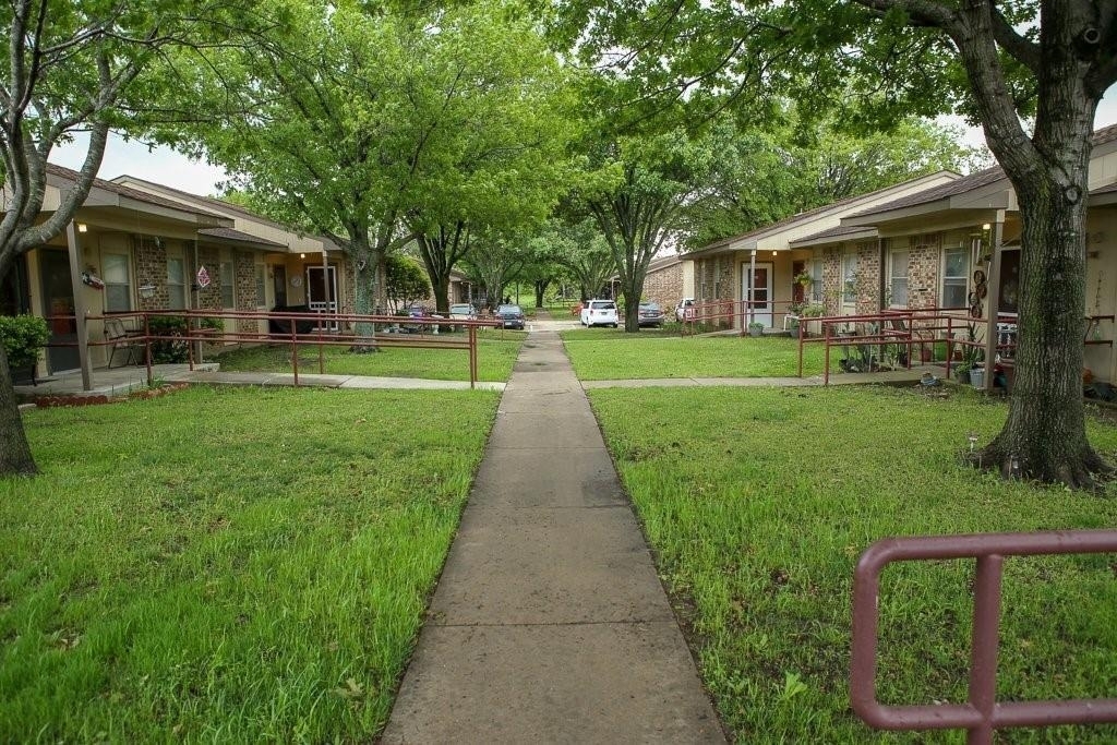 125 Janis Street - Photo 3
