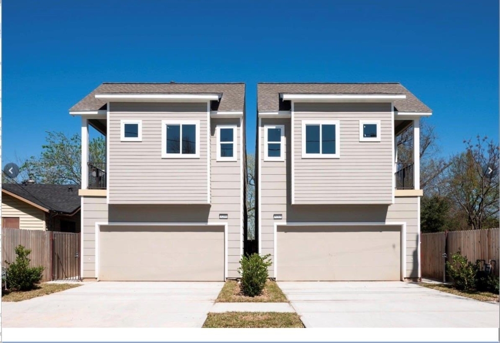 5209 Nichols Street - Photo 1