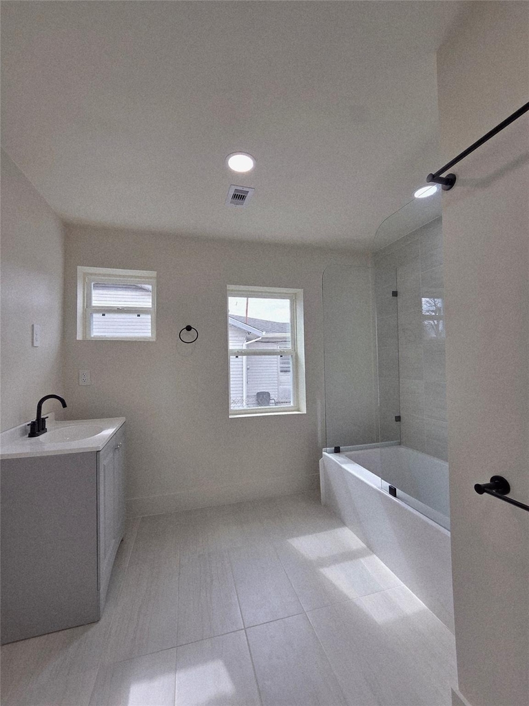 4607 Englewood Street - Photo 18