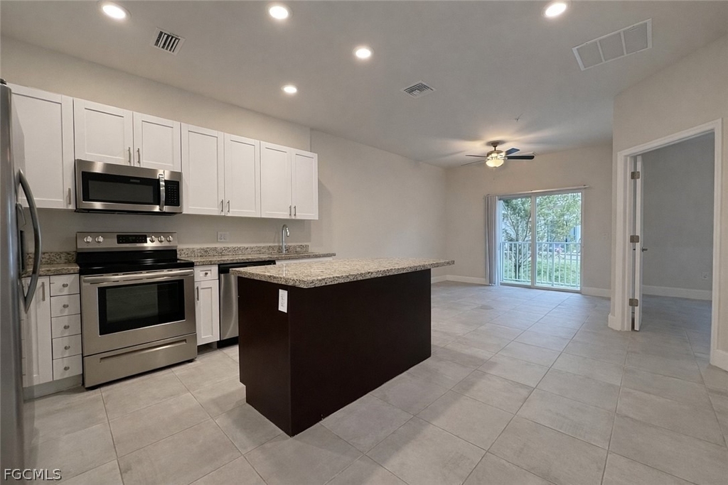 3313 Sw 8th Place - Photo 3