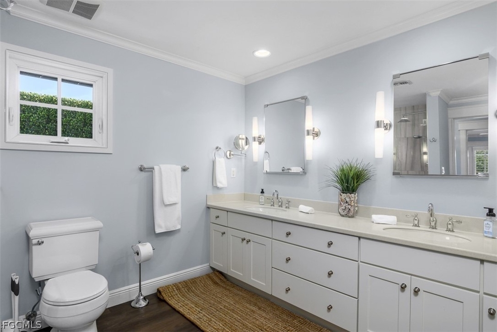 549 7th Avenue N - Photo 11