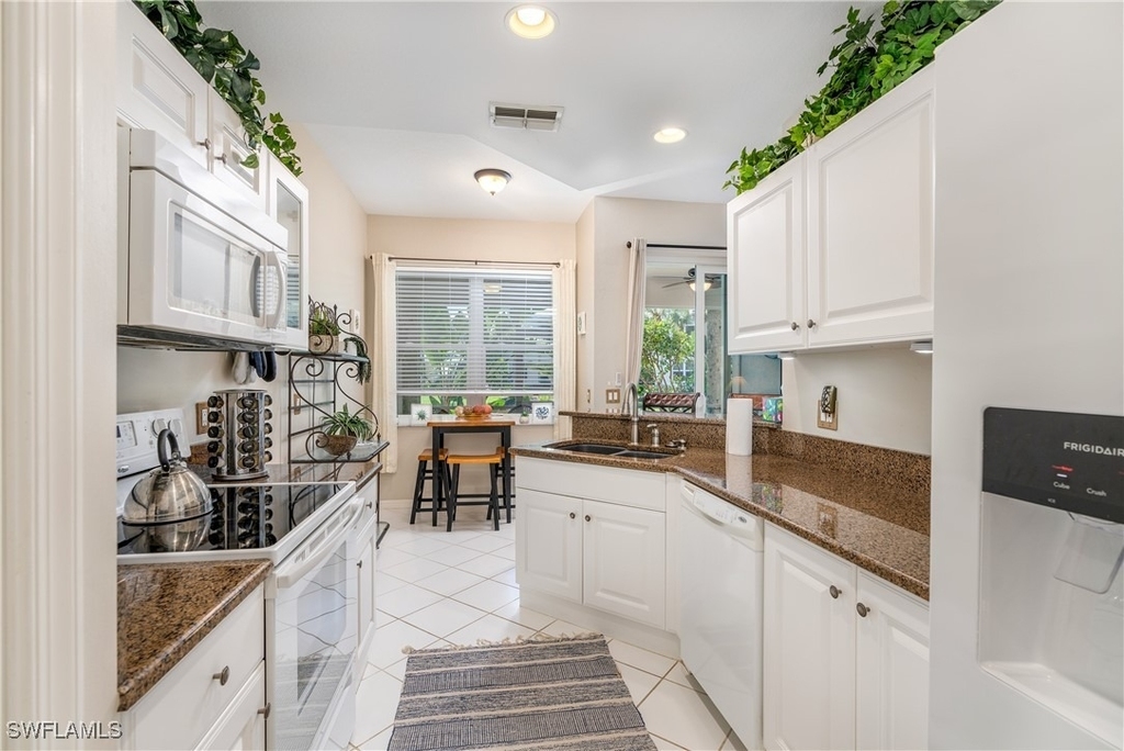 4680 Hawks Nest Way - Photo 8