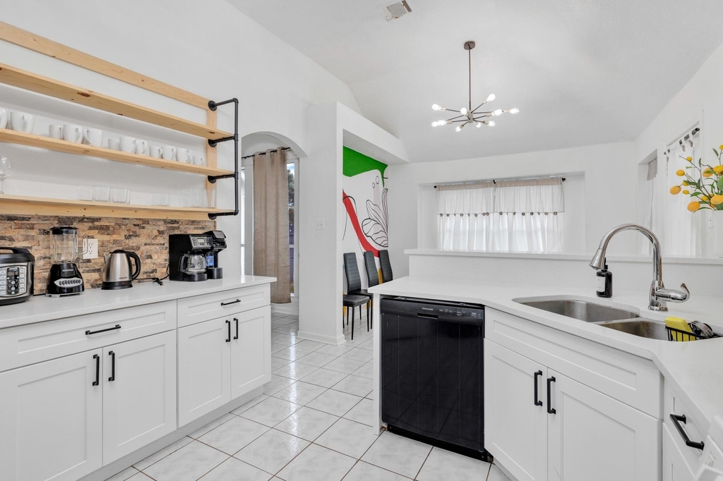 8222 Viny Ridge Drive - Photo 8