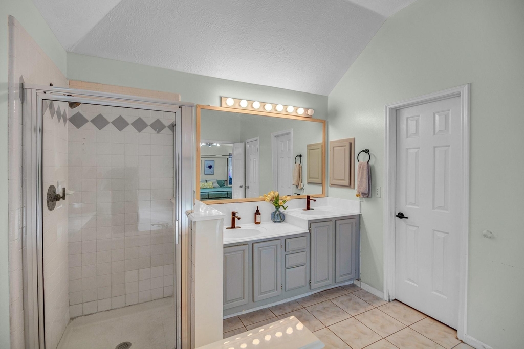 8222 Viny Ridge Drive - Photo 22