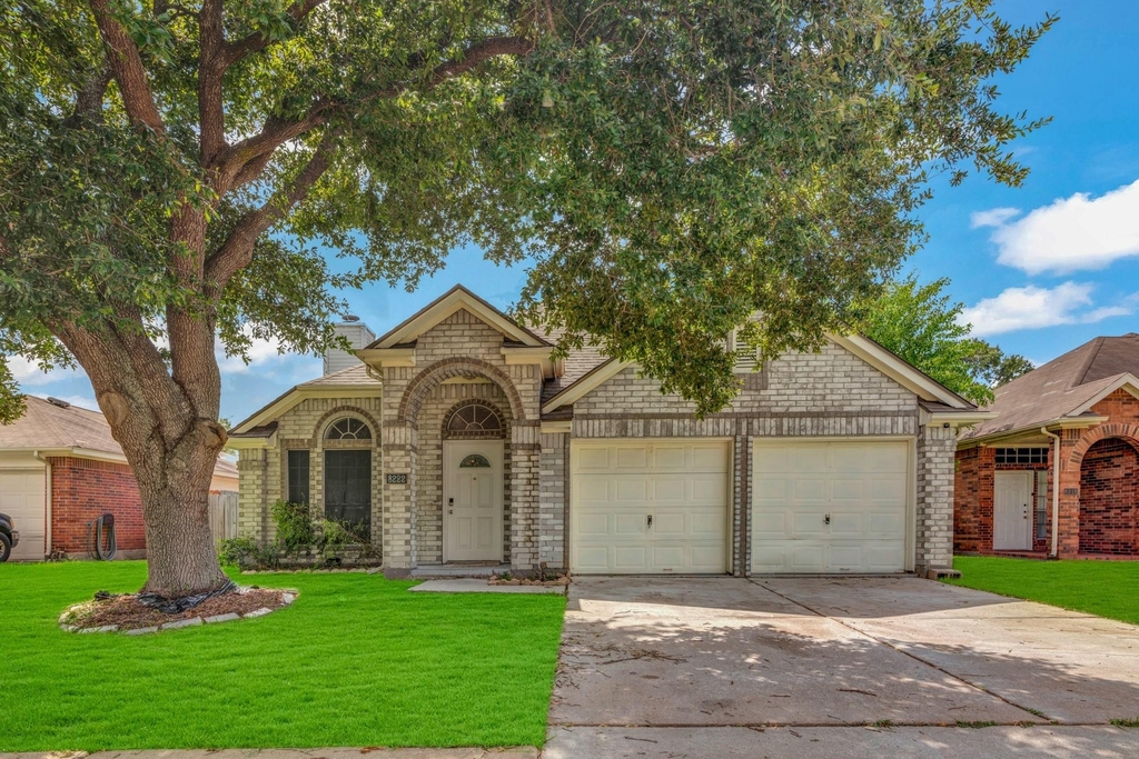 8222 Viny Ridge Drive - Photo 0