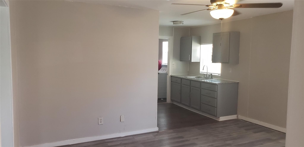 912 Jennetta Street - Photo 4