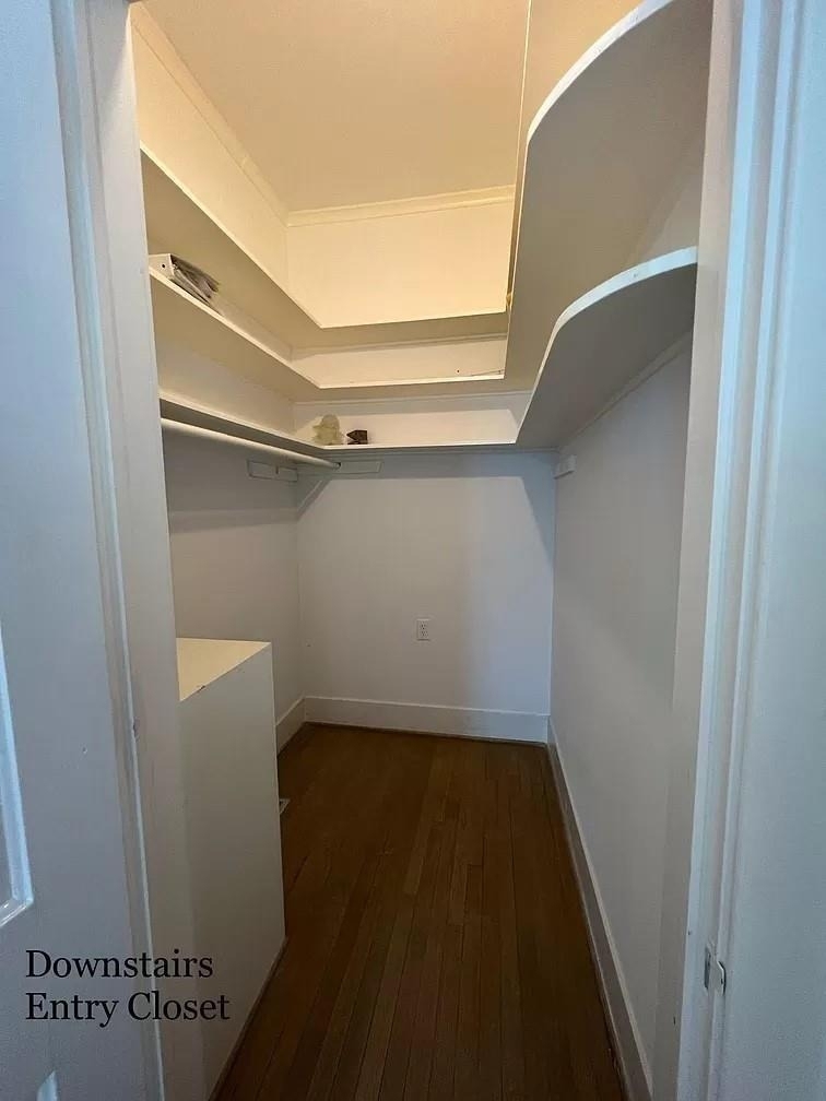 1105 Market Street - Photo 2