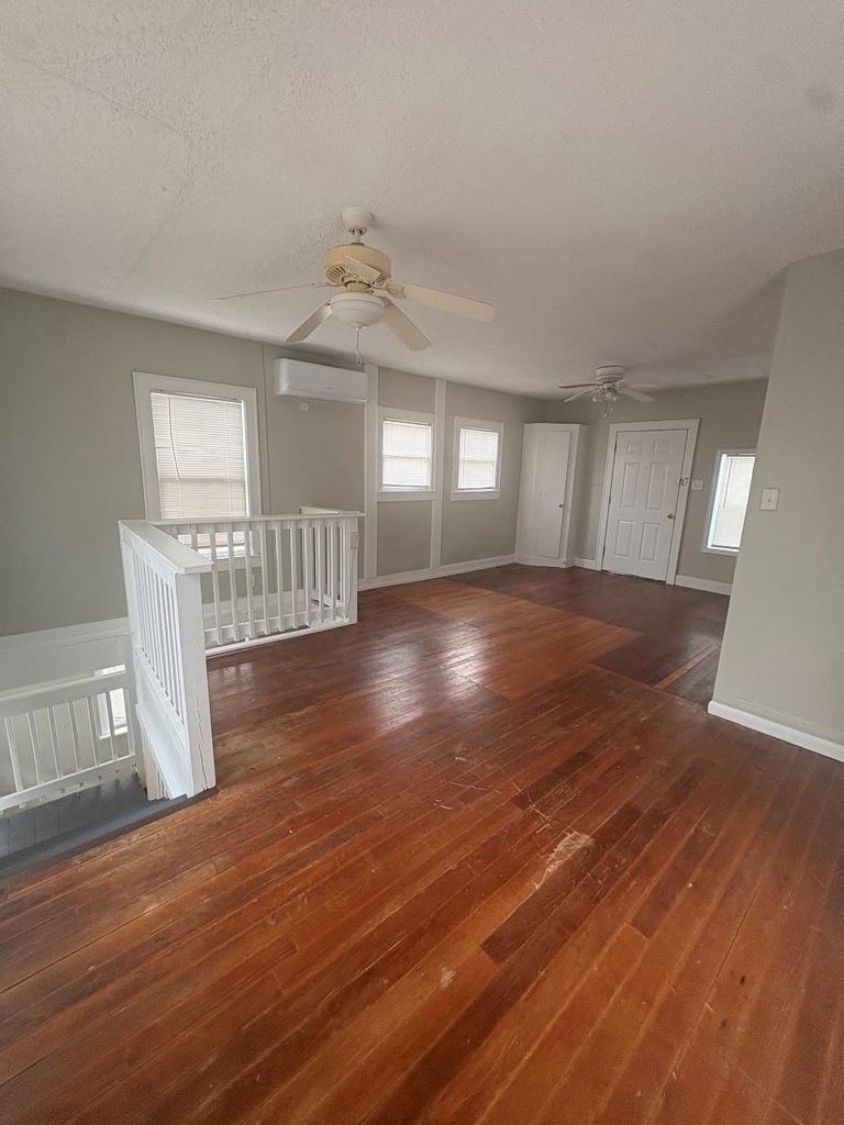 2205 33rd Street - Photo 7