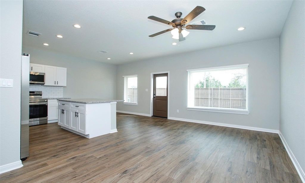 14010 Longstreet Road Road - Photo 7
