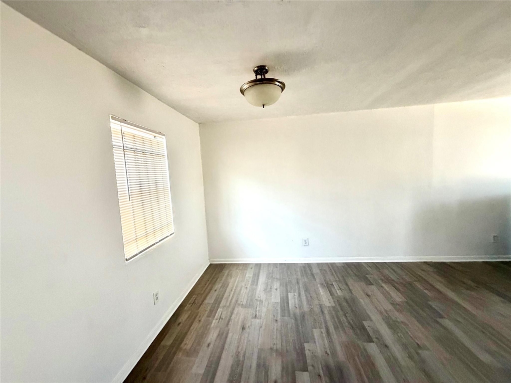 710 Fields Street - Photo 7